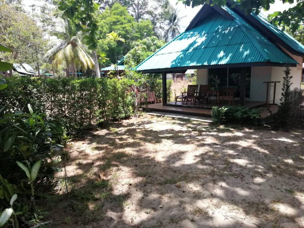 Koh Jum Delight Beach Экстерьер фото