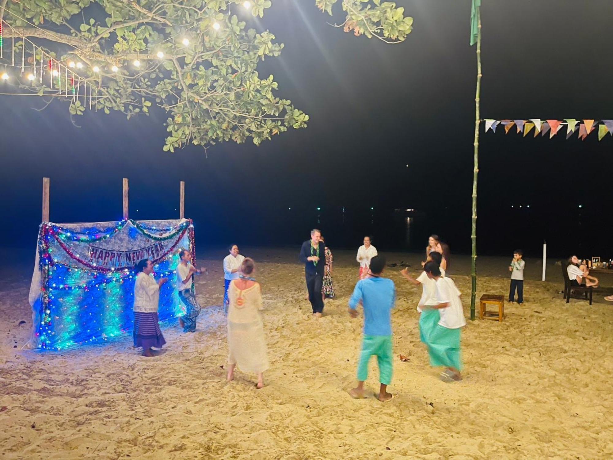 Koh Jum Delight Beach Экстерьер фото
